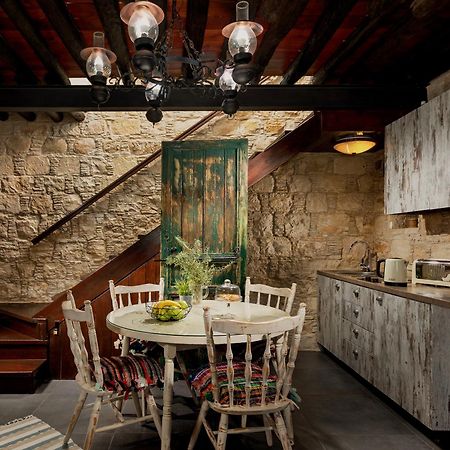 Oinoessa Traditional Boutique Guest Houses 로푸 외부 사진