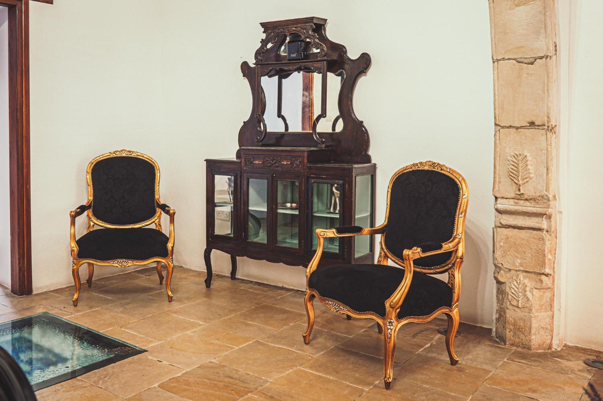 Oinoessa Traditional Boutique Guest Houses 로푸 외부 사진
